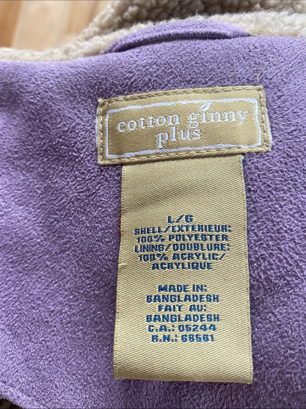 Women’s Lavender Faux Suede Zip-Front Coat with Sherpa Lining - Picture 3 of 6